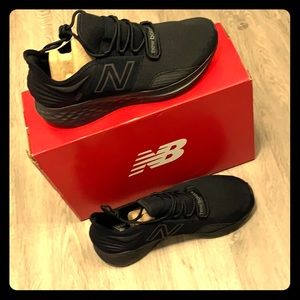 New balance sneakers size 9.5 2E